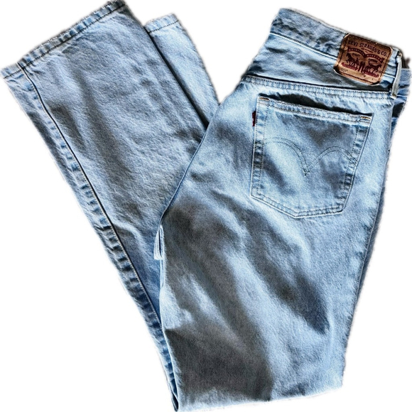 Levi’s 501 Light Wash 100% Cotton Jeans Size 32 x 32 - Picture 1 of 6